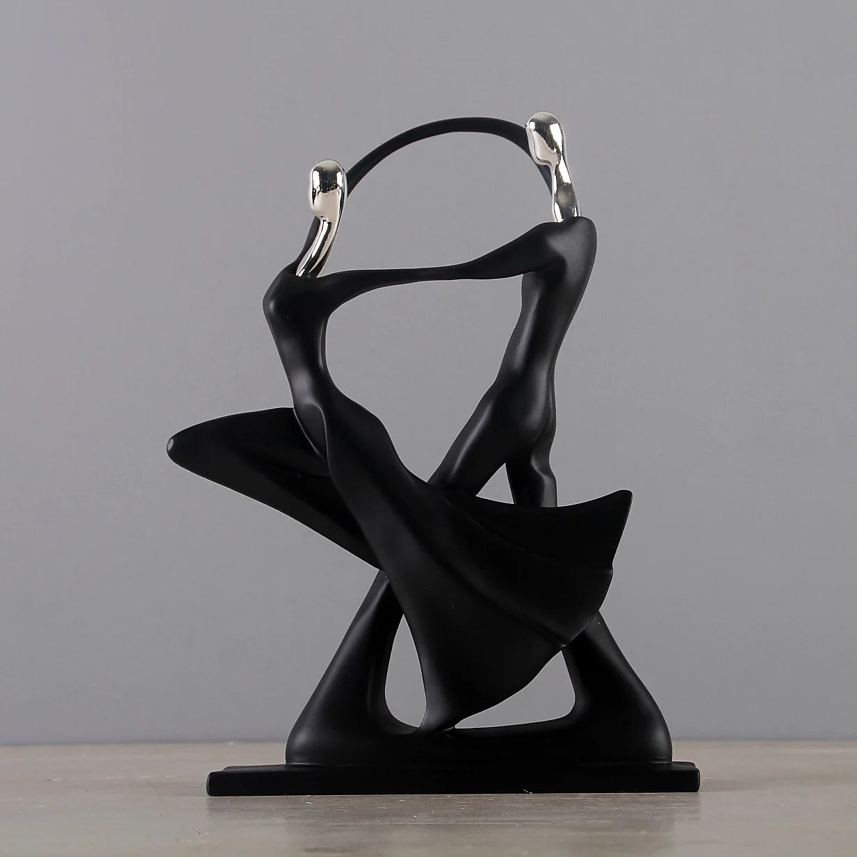 Modern Nordic Couple Figurine