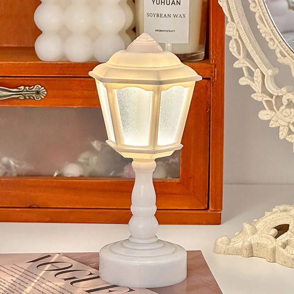 Vintage White Table Lamp