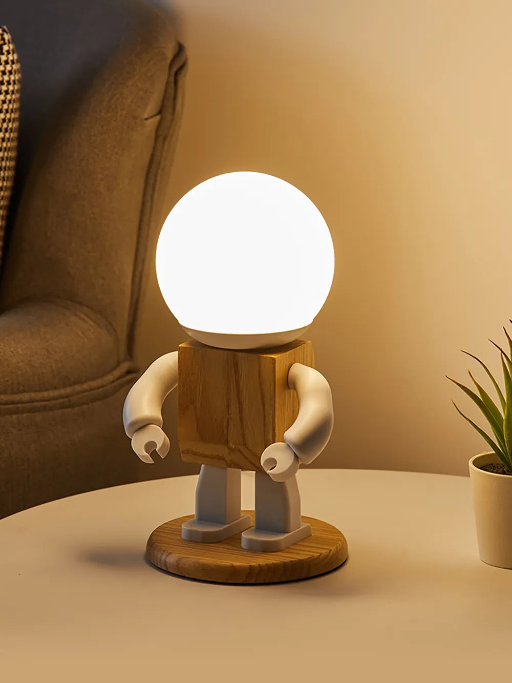 Nordic Wooden Robot Table Lamp