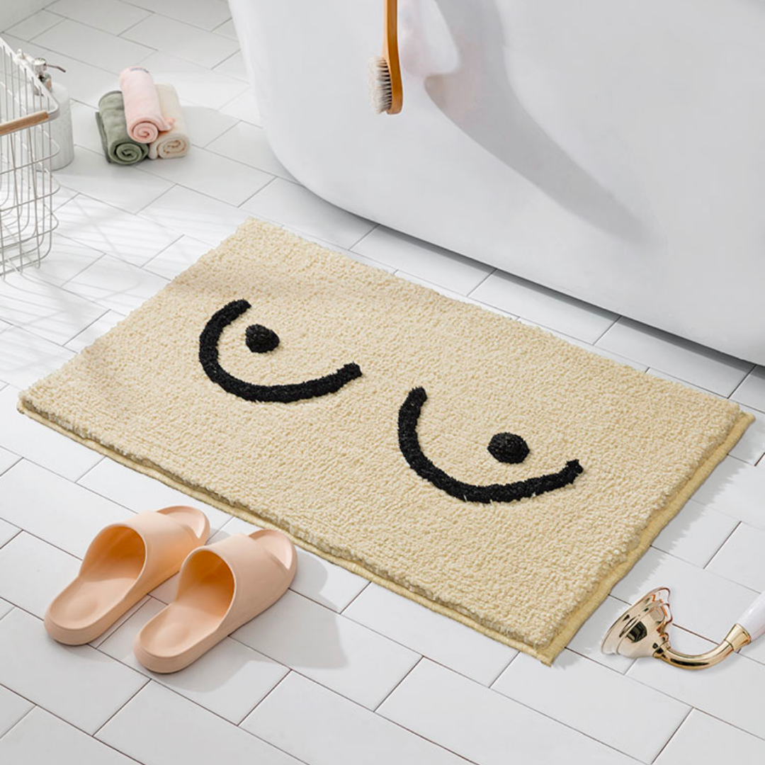 Smiling and Fluffy Corgi Bathroom Rug