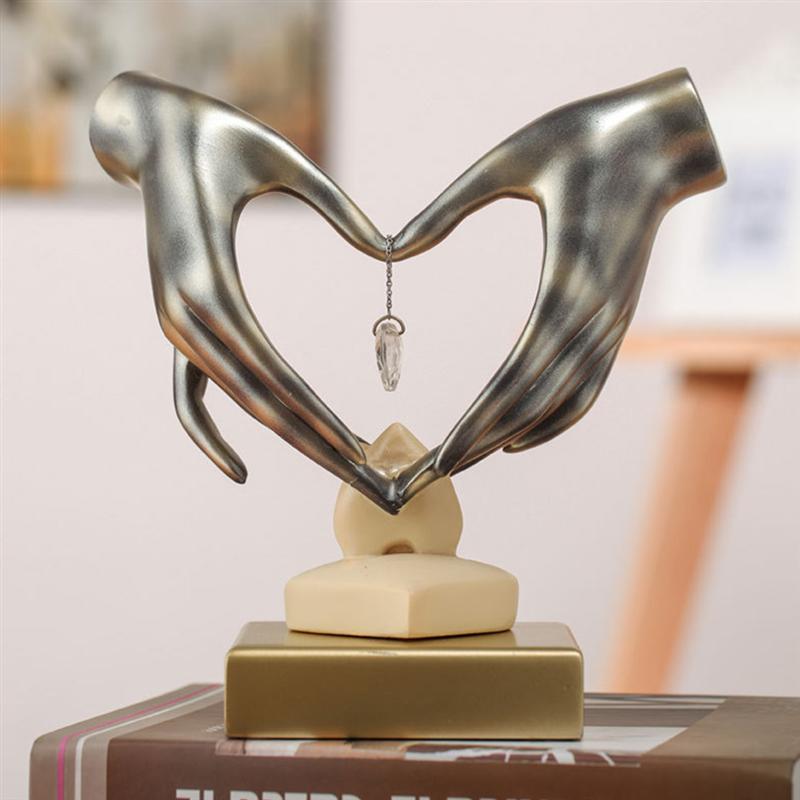 Hand Love Heart-Shaped Figurine