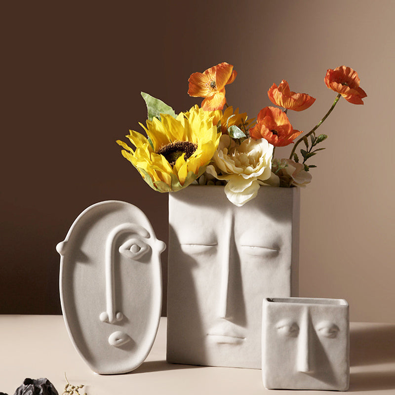 Abstract Face Vase