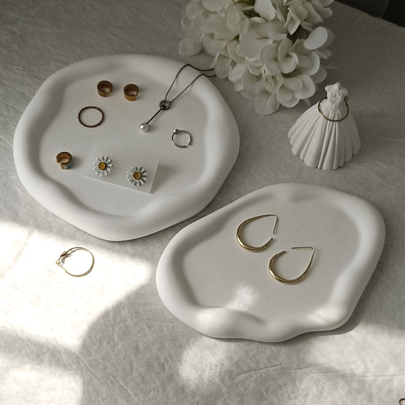 Irregular Cloud Concrete Organizer Tray